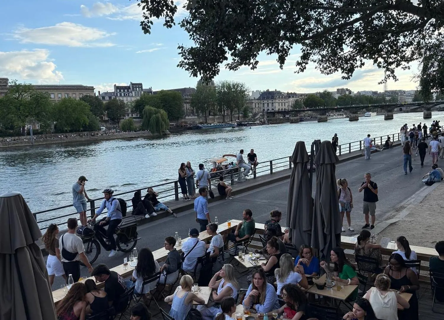 Apartment Spacious Home In Central Paris With Air Conditioning And Kitchen And 10 Mins To Eiffel Tower&5Mins To Metro
