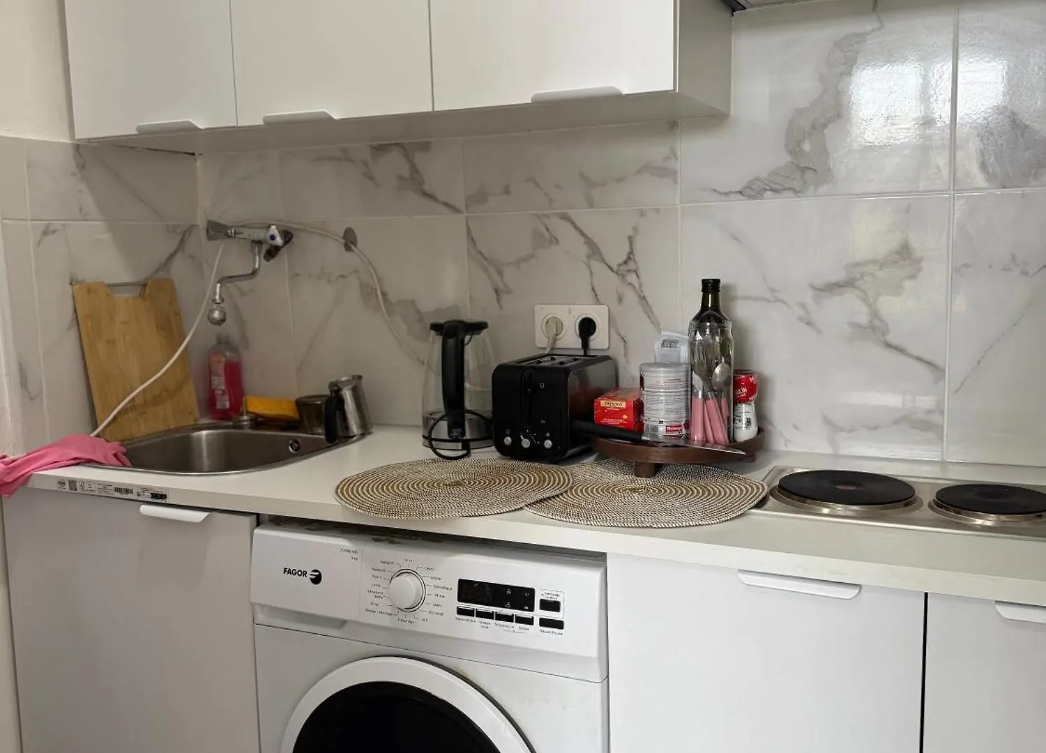 Apartment Spacious Home In Central Paris With Air Conditioning And Kitchen And 10 Mins To Eiffel Tower&5Mins To Metro